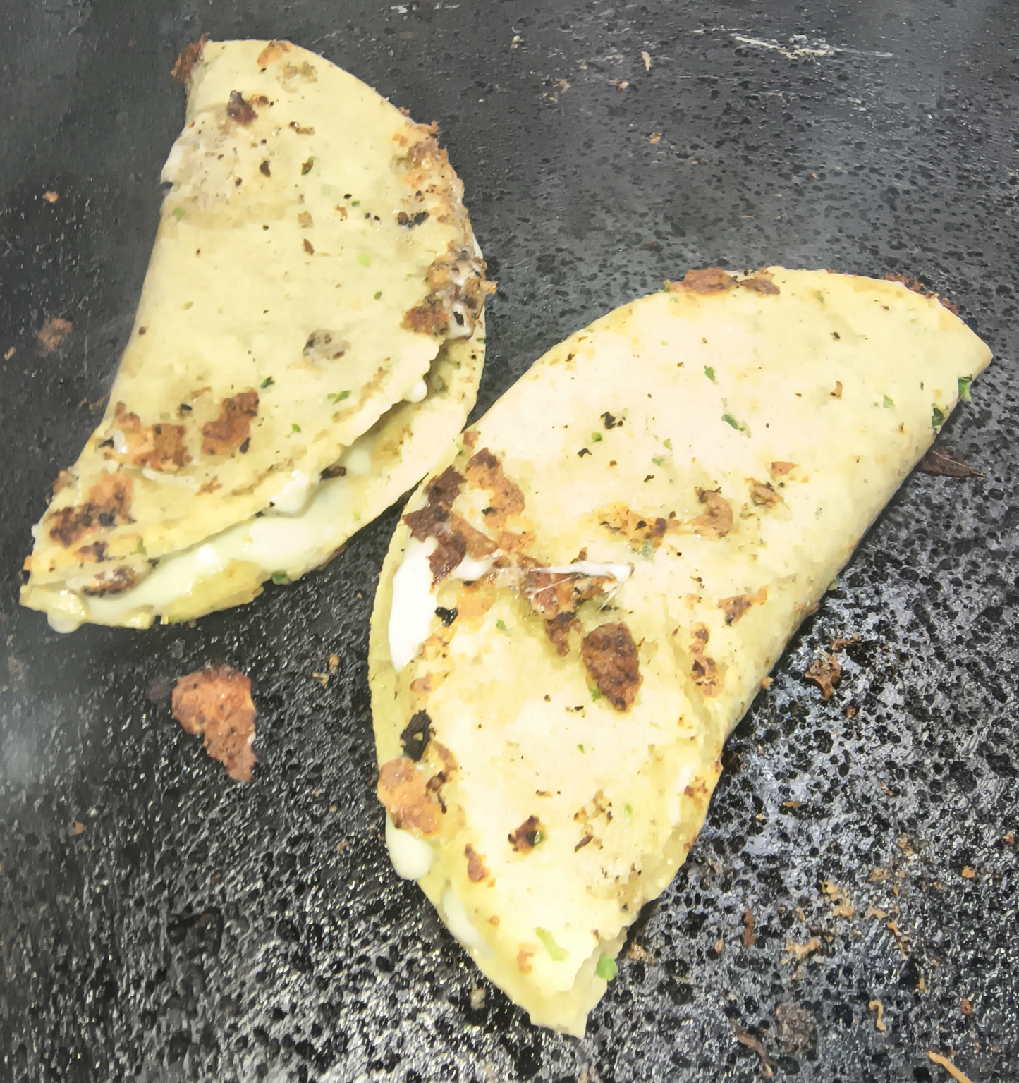 la_suprema_de_chile_jalapeño_con_queso_parmesano_rayado